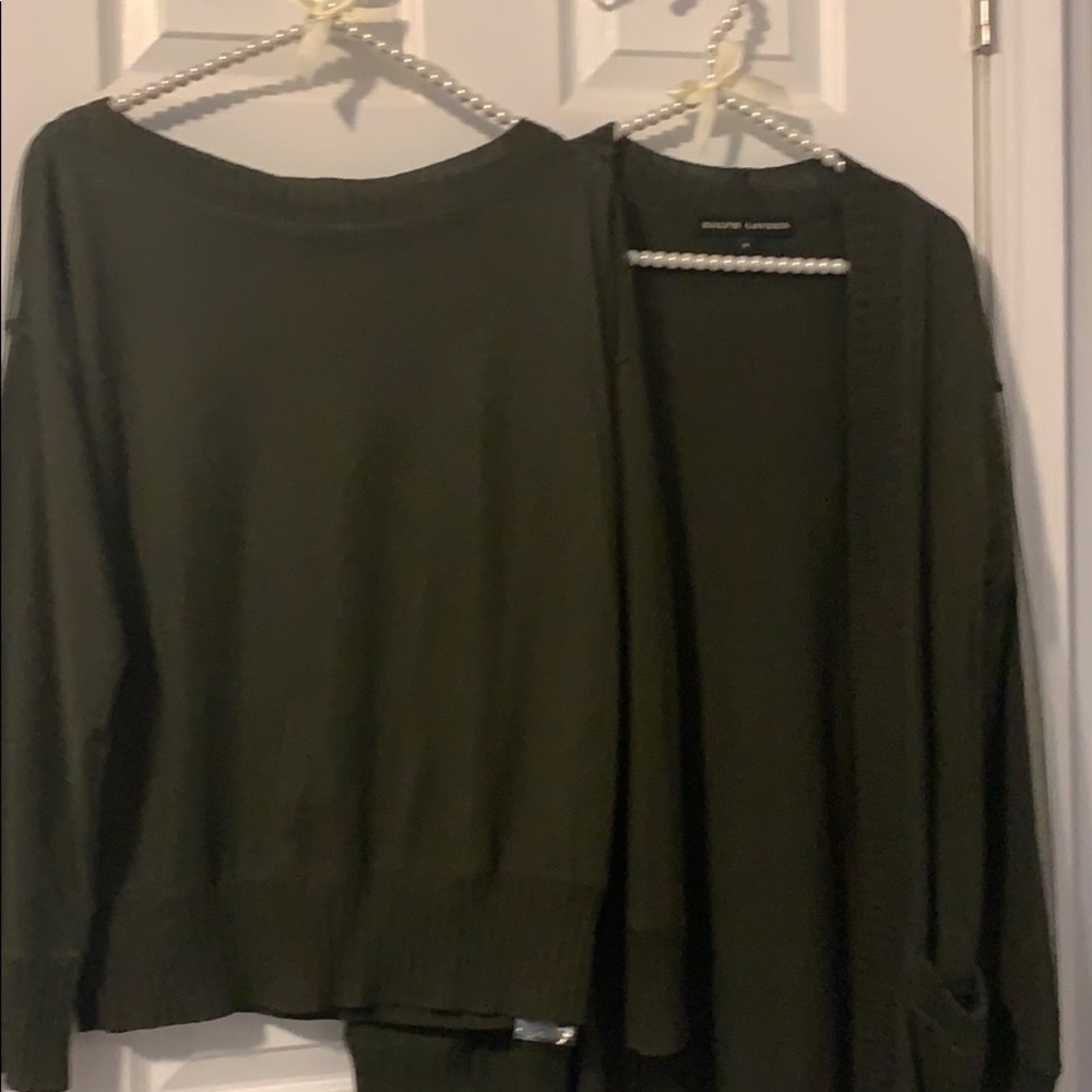Sweater - Picture 6 of 8